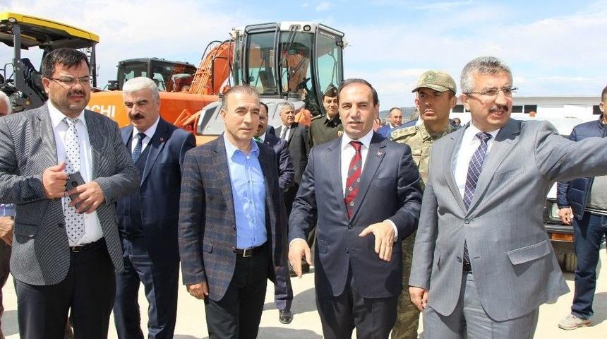 İş Sezonuna Yeni Bina Ve İş Makineleriyle Başlandı