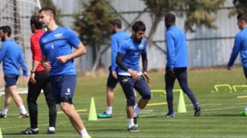 Akhisar Belediyespor&rsquo;da Fenerbah&ccedil;e Ma&ccedil;ı Hazırlıkları