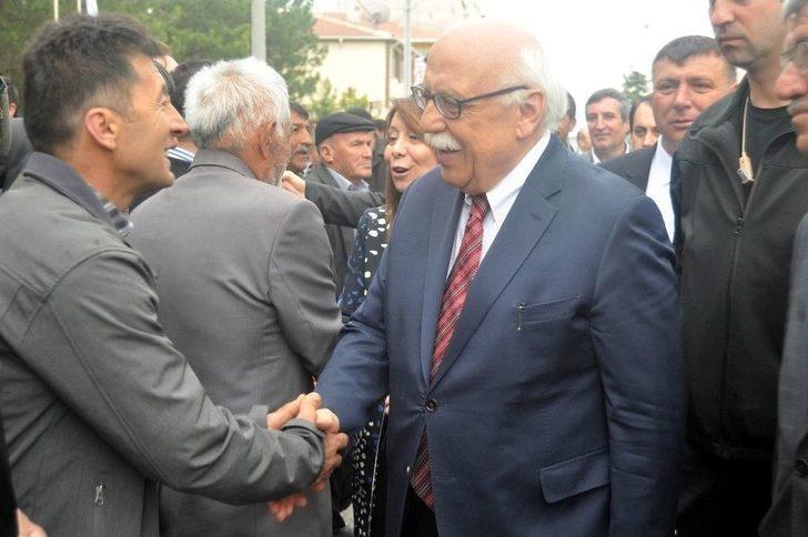 Bakanla Tokalaşmak İçin Uzun Kuyruk Oluşturdular G2