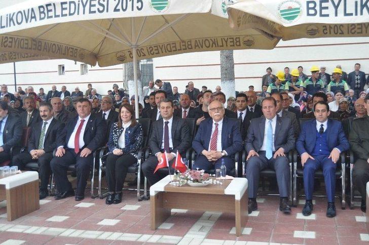 Bakanla Tokalaşmak İçin Uzun Kuyruk Oluşturdular G3