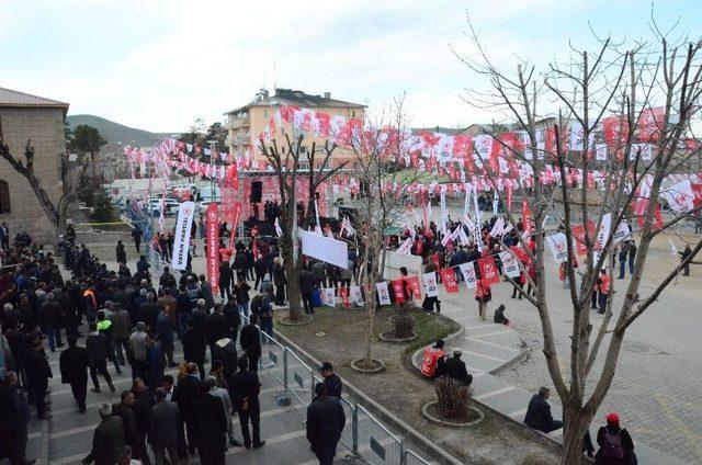 Doğu Perinçek’in Mitingine Az Sayıda Kişi Katıldı