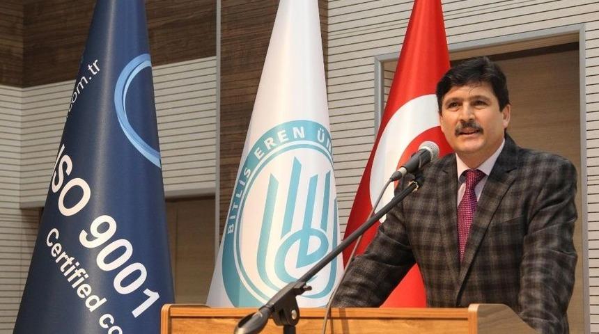 Bitlis&rsquo;te &lsquo;cumhurbaşkanlığı Sistemi&rsquo; Anlatıldı