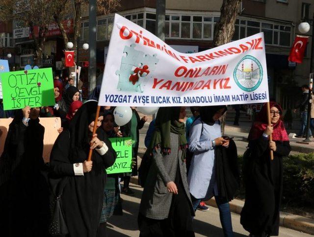 Yozgat’ta Otizm Farkındalık Yürüyüşü Yapıldı