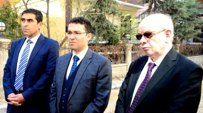 İpek&ccedil;i Caddesi Yenileniyor