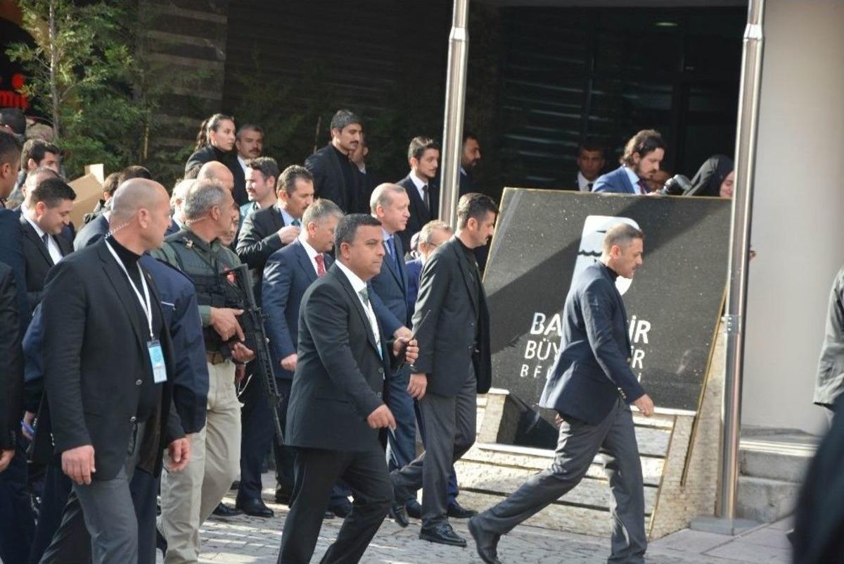 Cumhurbaşkanı Erdoğan&rsquo;ın Balıkesir Temasları