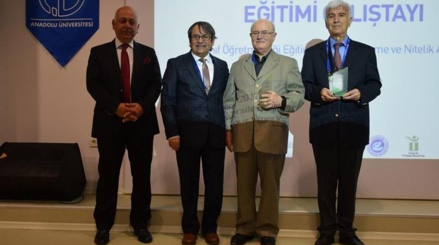 7. Ulusal Sınıf &Ouml;ğretmenliği Eğitimi &Ccedil;alıştayı