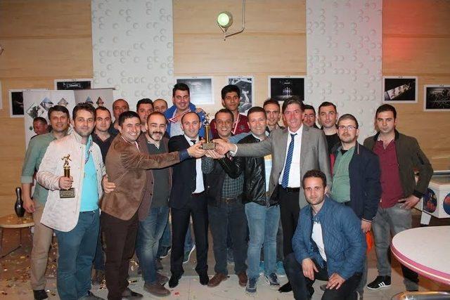 İş Stresini Bowling İle Attılar 2