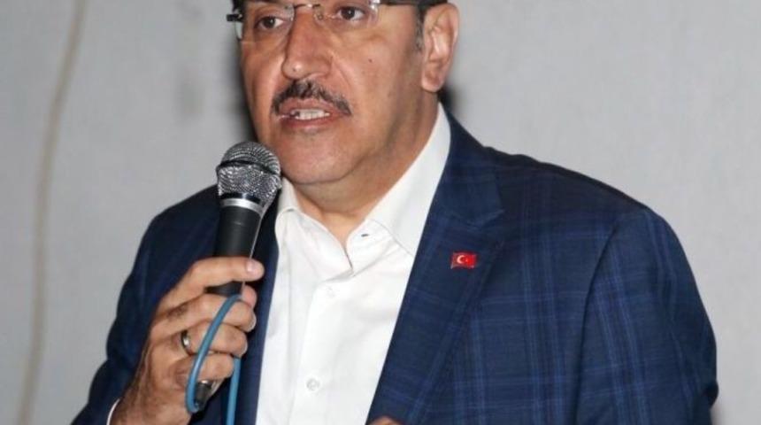 Bakan T&uuml;fenkci, Şahnahan&rsquo;da B&uuml;y&uuml;k Coşku İle Karşılandı