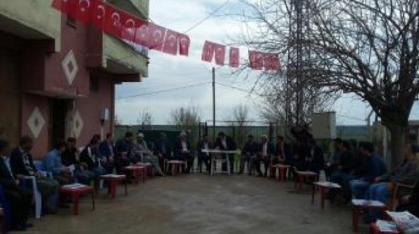 Gezer’e Türk Bayraklı Karşılama