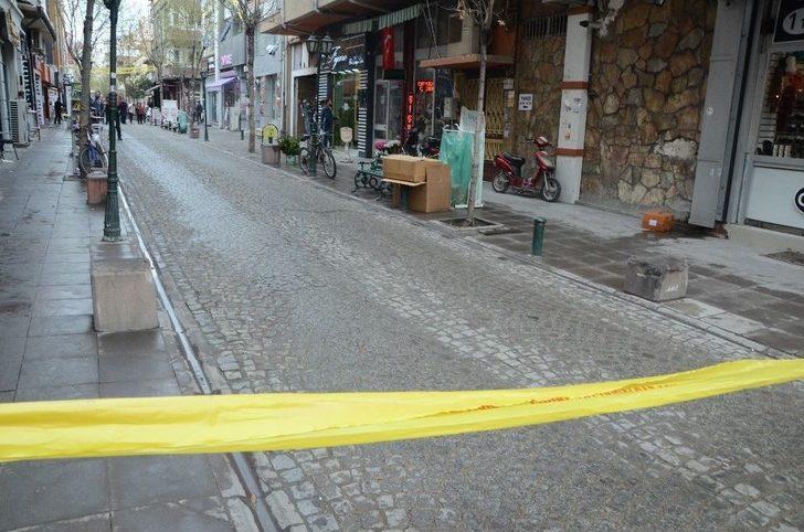 Şüpheli Paketler Polis Ekiplerini Harekete Geçirdi G3