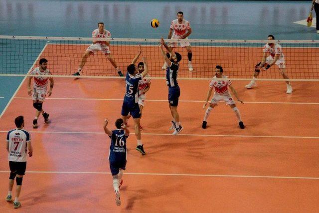 Voleybol Efeler Ligi