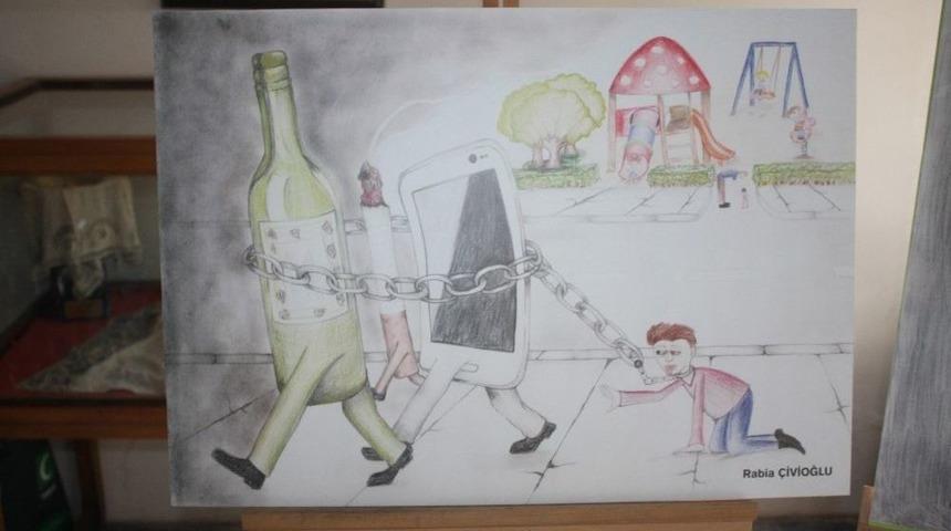 Sigara Ve İ&ccedil;kinin Zararlarını Anlattılar, &Ouml;d&uuml;l&uuml; Kaptılar