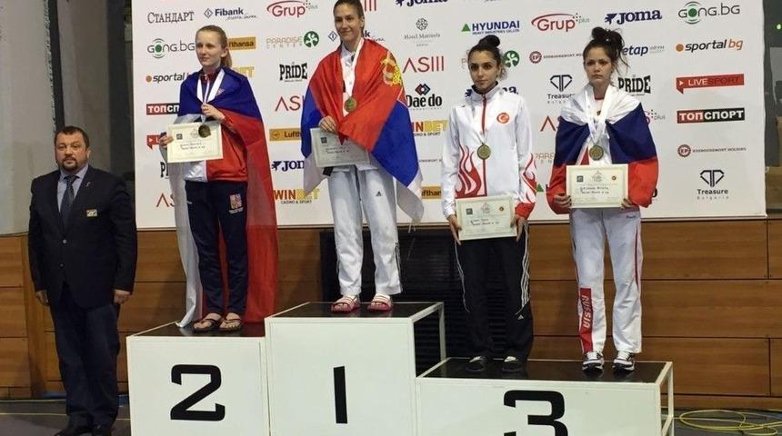 &Uuml;mitler Tekvando Şampiyonası&rsquo;nın İlk G&uuml;n&uuml;nden 2 Madalya