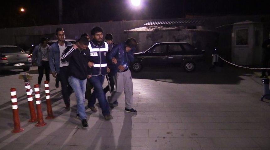 Konya&rsquo;daki Bı&ccedil;aklı Kavgayla İlgili 8 Kişi G&ouml;zaltına Alındı.