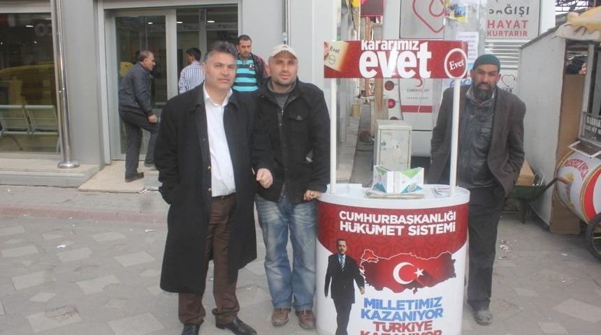 Ağrı&rsquo;da Ak Parti &lsquo;evet&rsquo; Standı Kurdu