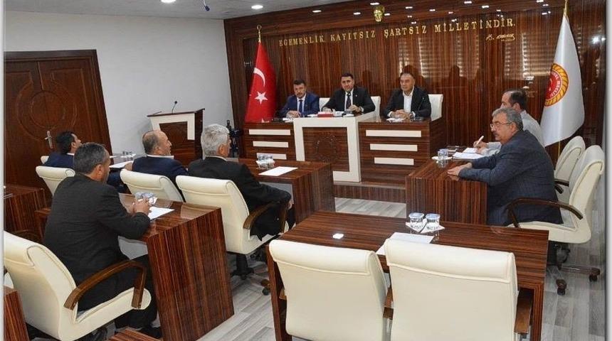 Encümen Ve Komisyon Üyeleri Seçimi Yapıldı