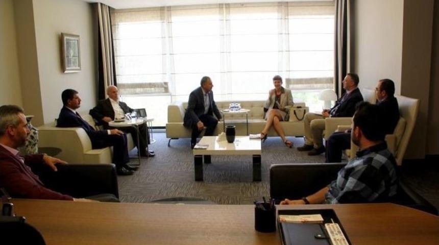 Abd’li Konsolostan Aosb Yönetimine Ziyaret