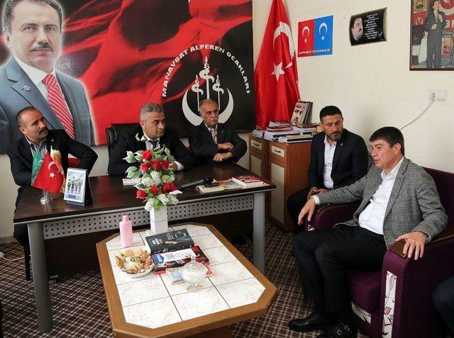 Başkan Türel, Manavgat’ta Mhp, Bbp Ve Ak Parti’yi Ziyaret Etti