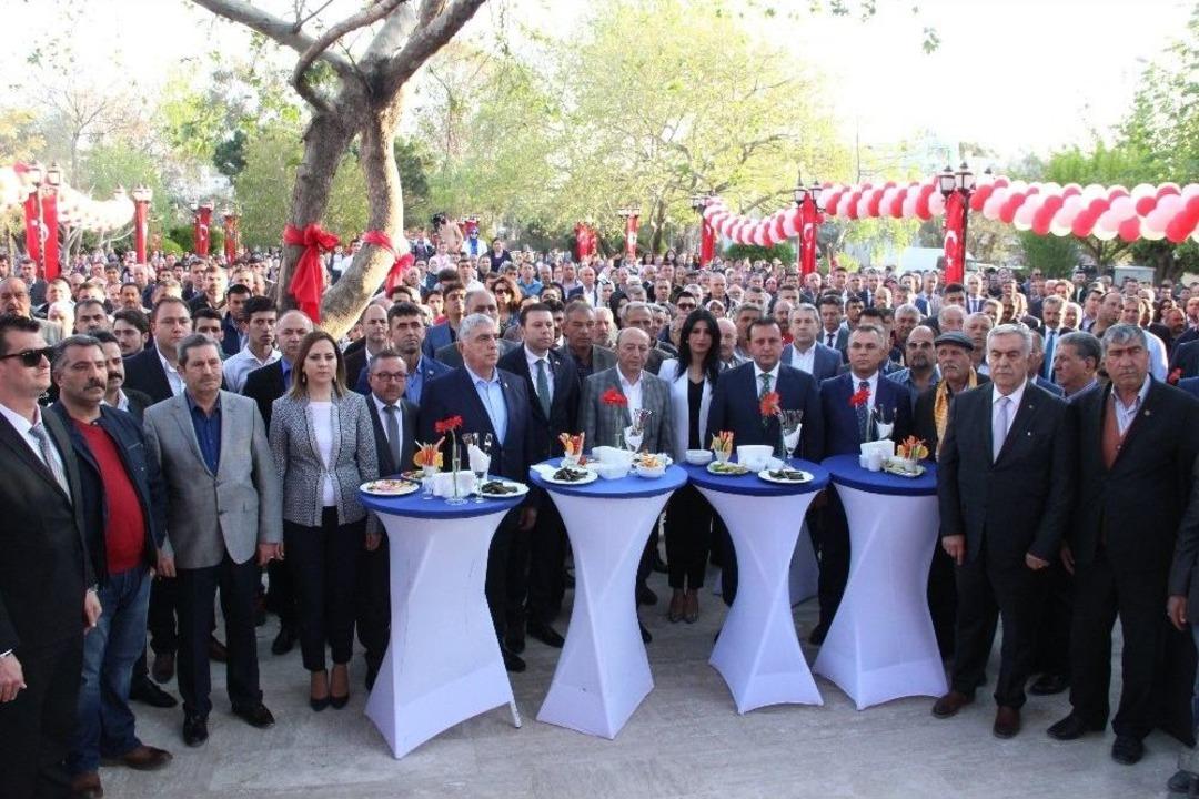 Menderes&rsquo;ten Şehit &Ouml;mer Halisdemir&rsquo;e Vefa