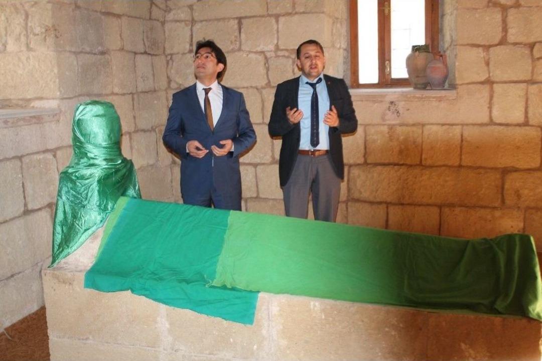 (&ouml;zel Haber) 100 Yıldır Kapalı Olan T&uuml;rbeler Vatandaşlar İ&ccedil;in A&ccedil;ıldı