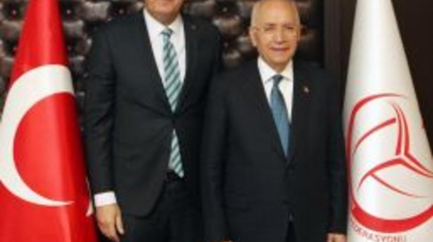 Yaşar, Voleybol Federasyonu&rsquo;nu Ziyaret Etti