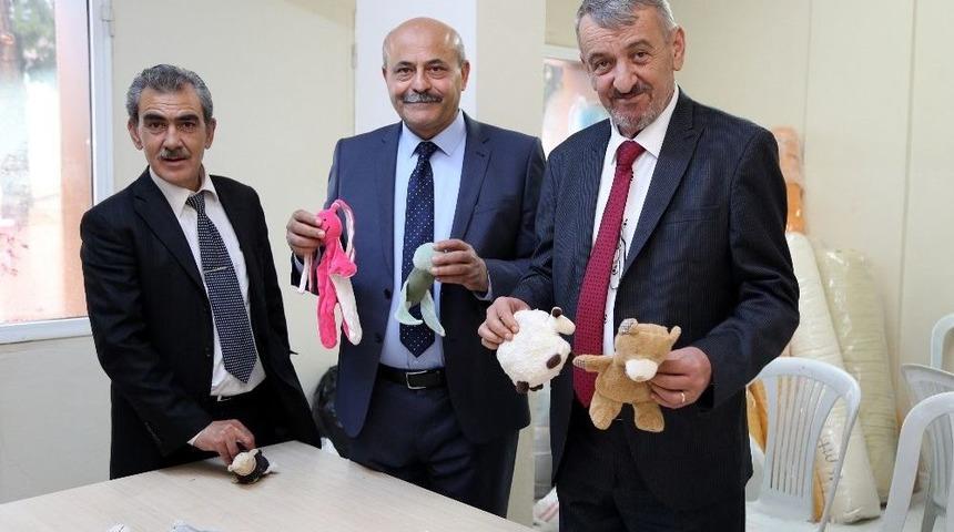 Gaziemir&rsquo;de Organik Oyuncak &Uuml;retimi