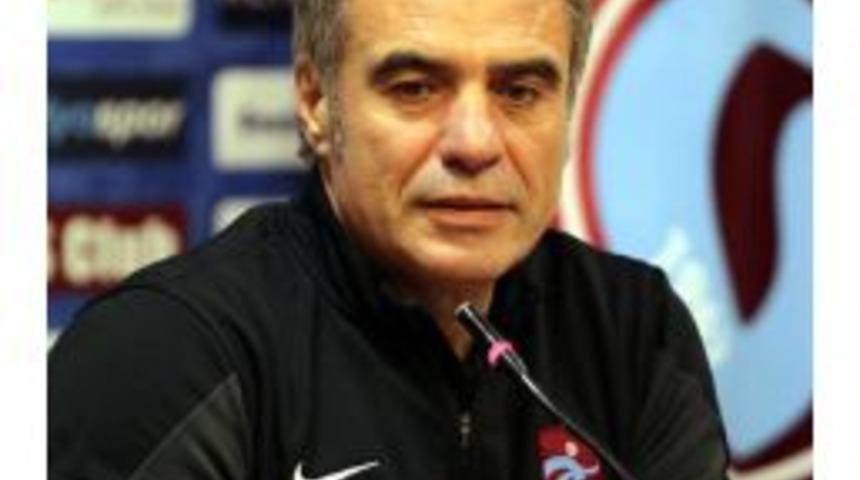 Trabzonspor Teknik Direkt&ouml;r&uuml; Yanal: Başarı Birliktelikle Gelir