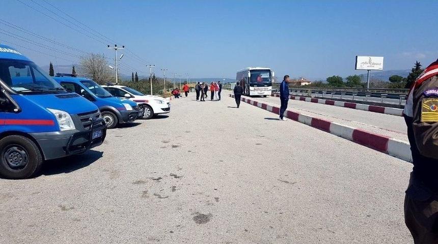 Teknik Direkt&ouml;r, Ma&ccedil;a Giden Eski Takımının Otob&uuml;s&uuml;n&uuml; Haciz Ettirdi