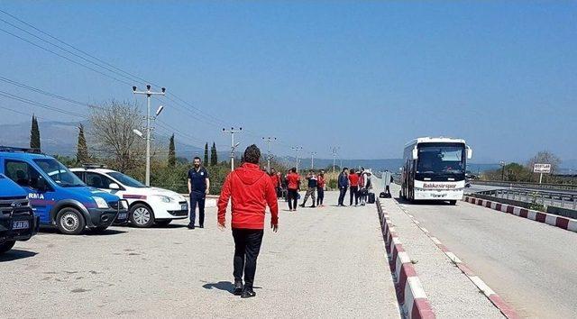Teknik Direkt&ouml;r, Ma&ccedil;a Giden Eski Takımının Otob&uuml;s&uuml;n&uuml; Haciz Ettirdi 2