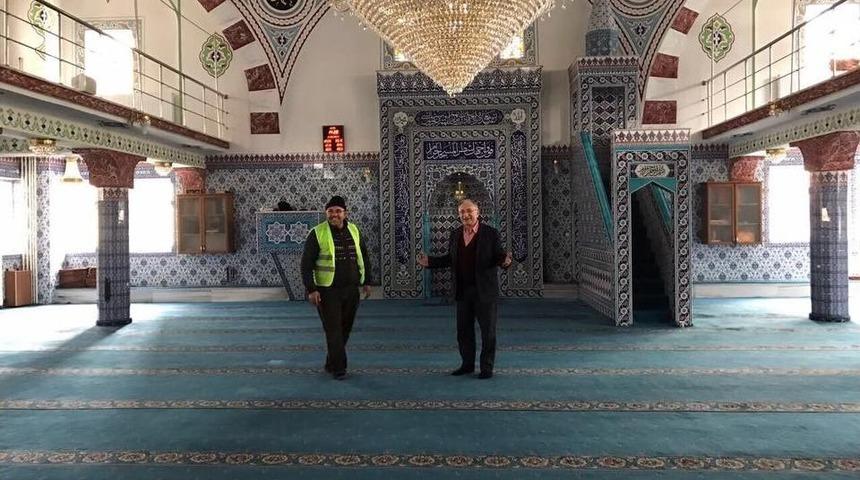 &Ouml;zalp Belediyesinden Okul Ve Cami Temizliği