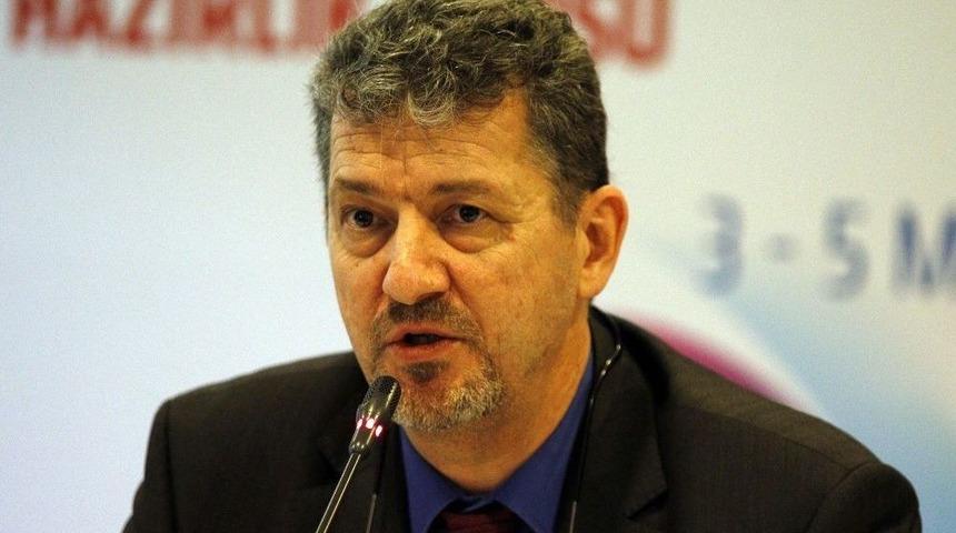 Prof. Dr. Demir: "her G&uuml;n Bin Kişi Lenfoma Tanısı Alıyor"