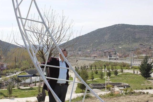 Şehit Ömer Halisdemir Parkında İyileştirme Çalışmaları Başladı