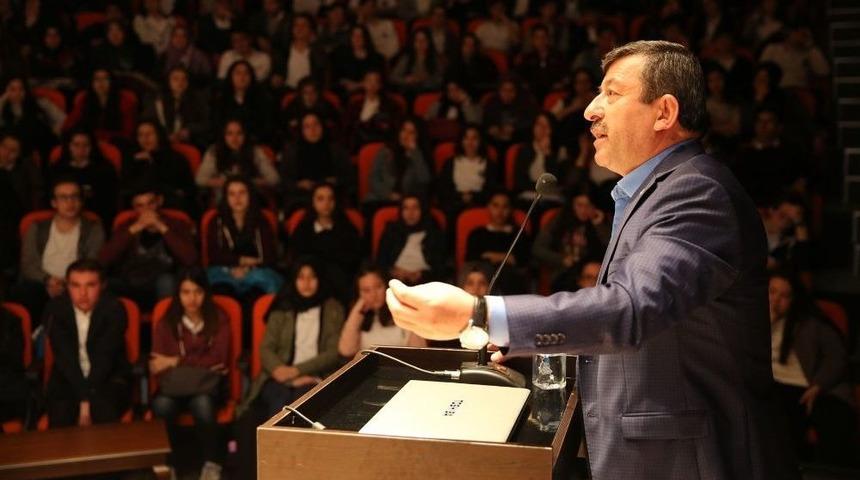 Başkan Karabacak, Gen&ccedil;lerle Buluştu