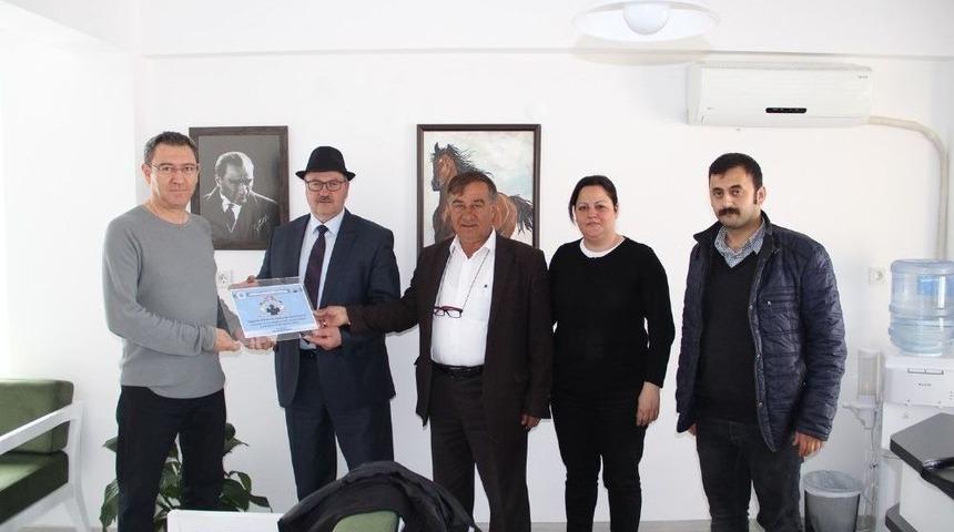 Burs Komisyonundan Teşekk&uuml;r Ziyaretleri