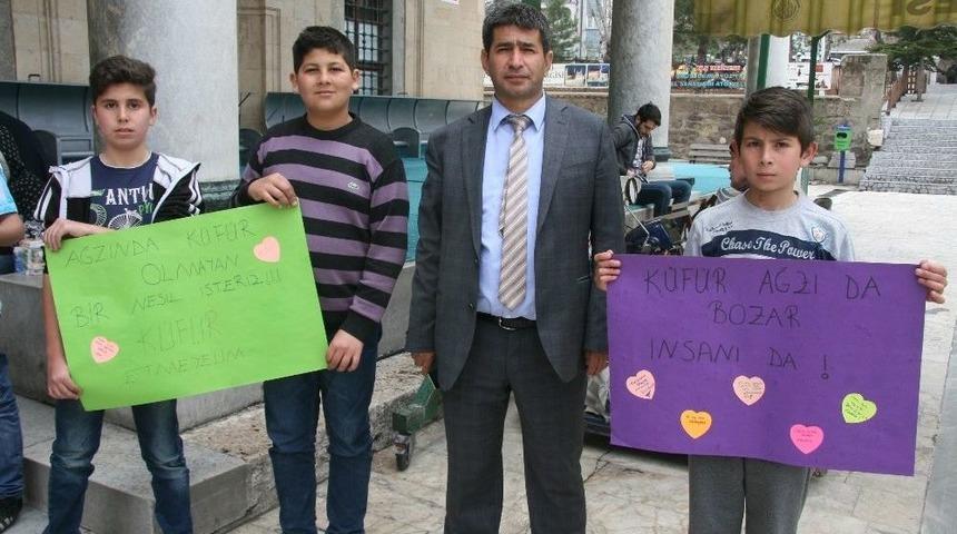 Afyonkarahisar Beyazıt İlk&ouml;ğretim Okulu &Ouml;ğrencilerinden &rsquo;ağızlar Kirlenmesin&rsquo; Projesi