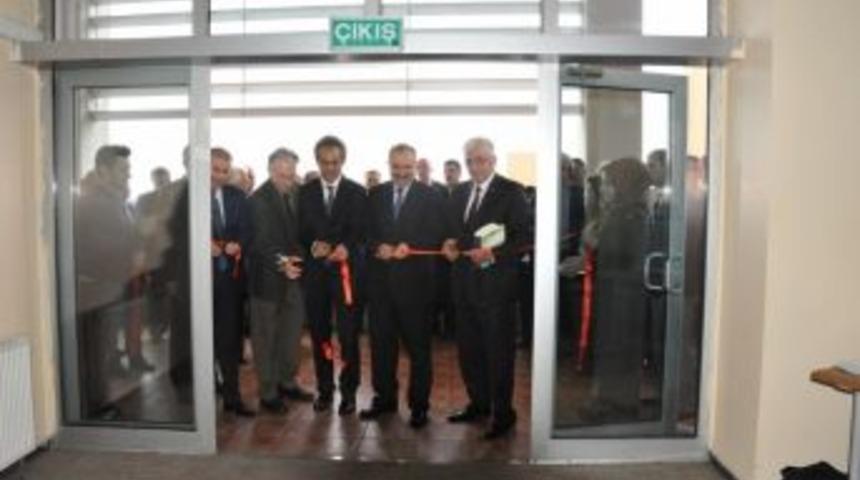 Prof. Dr. Teoman Duralı&rsquo;nın Adının Verildiği &Ccedil;alışma Salonunun A&ccedil;ılışı Yapıldı