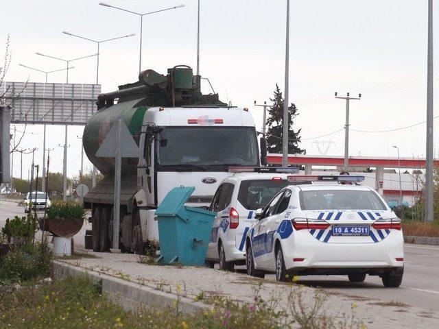 Kamyondan Fırlayan Tekerlek Küçük Umut’un Sonu Oldu