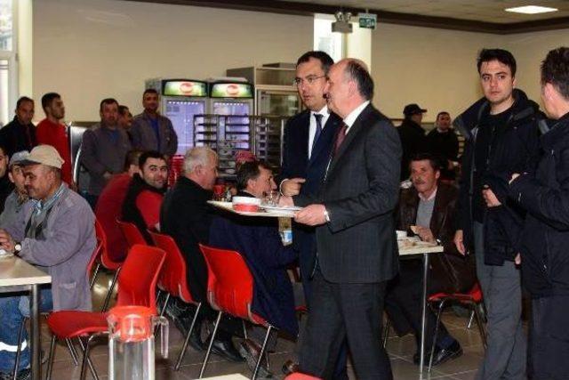 Bakan M&uuml;ezzinoğlu: T&uuml;rkiye nin En B&uuml;y&uuml;k Ihtiyacı G&uuml;ven Ve Istikrar 3