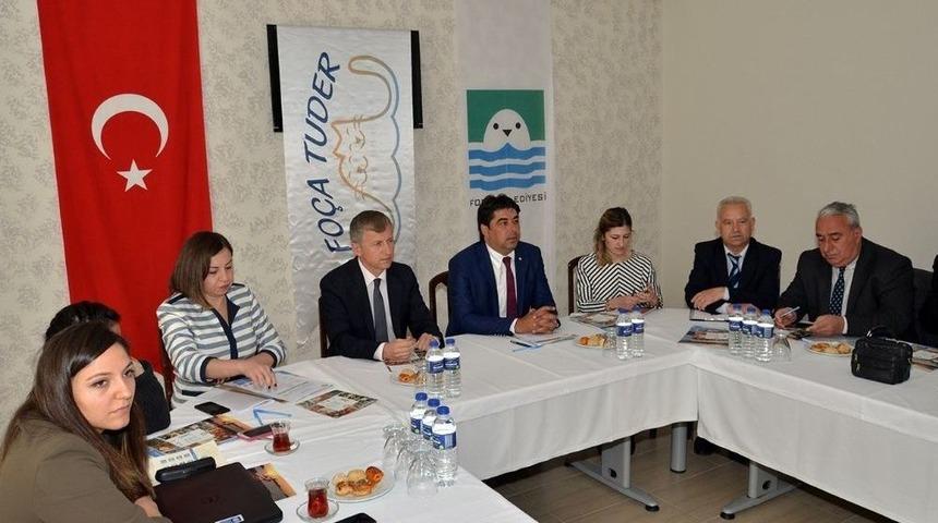 Fo&ccedil;a, Turizmde D&ouml;rt Mevsimi Hedefliyor