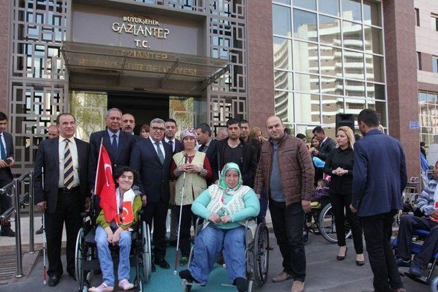 B&uuml;y&uuml;kşehir&rsquo;den Engellilere Malzeme Yardımı 3