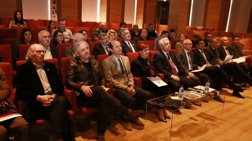 &Ouml;l&uuml;m&uuml;n&uuml;n 429&rsquo;uncu Yılında Mimar Sinan Ve Eserleri Konuşuldu