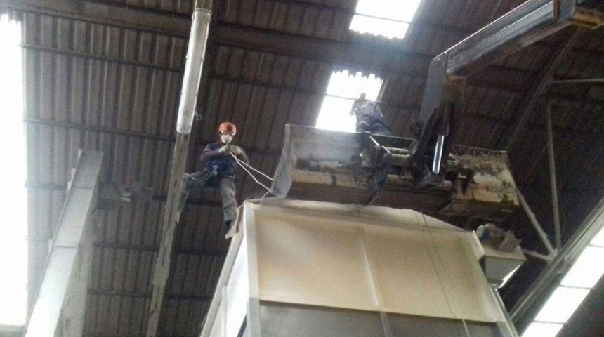 Tutkal Kazanına D&uuml;şen İki Kişi Afad Ekiplerince Kurtarıldı