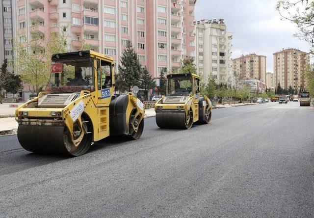 Karataş’ta Asfalt Çalışmaları Başladı