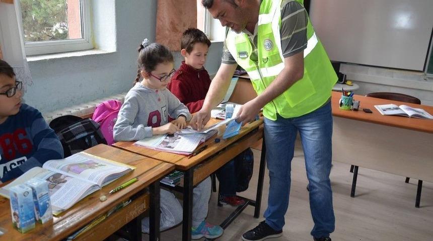 Boz&uuml;y&uuml;k&rsquo;te &Ouml;ğrenciler Temiz Ve Sağlıklı Bir &Ccedil;evre İ&ccedil;in Bilgilendirildi