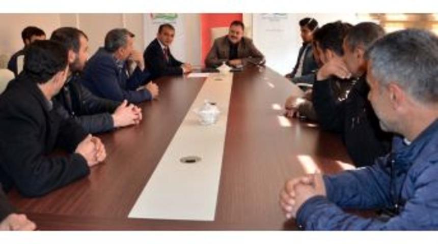 Bitlis&rsquo;te Meyve Ağa&ccedil;larını Budama Eğitimi