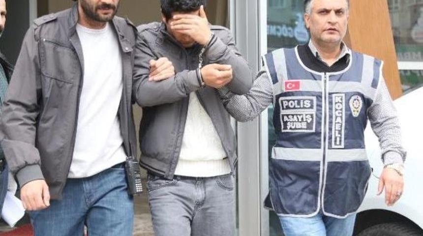 Bankaya Bor&ccedil;larını &Ouml;deyemeyince Oyuncak Silahla Hırsızlık Yaptı&nbsp;