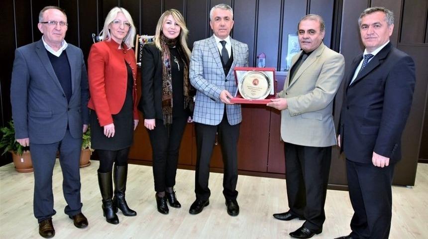 Rekt&ouml;r Bilgi&ccedil;&rsquo;ten Sivil Toplum İle İşbirliği Vurgusu