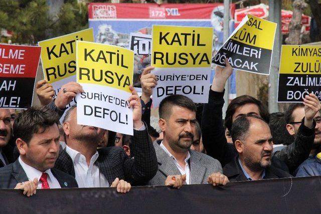 İdlib&rsquo;te &Ouml;lenler İ&ccedil;in Gıyabi Cenaze Namazı Kılındı 1