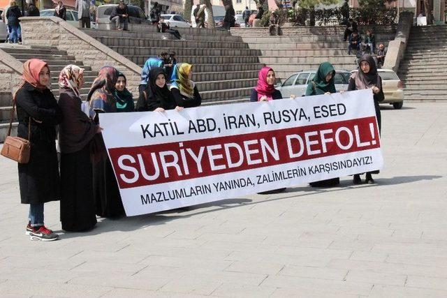 İdlib&rsquo;te &Ouml;lenler İ&ccedil;in Gıyabi Cenaze Namazı Kılındı 3