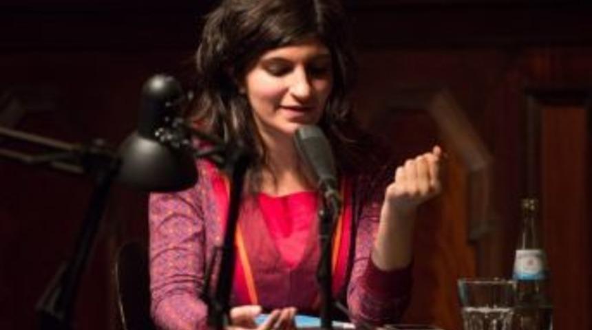 İranlı Yazar Shida Bazyar &ldquo;edeb&icirc; Kazılar&rdquo;a Konuk Oluyor